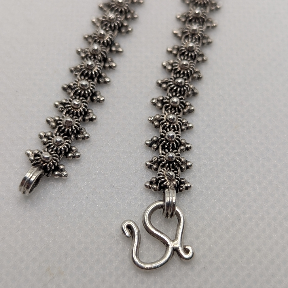 Granulated Flower Silver Necklace - Picture 2 of 8